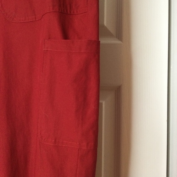 Options Red scrubs pants - Picture 10 of 11